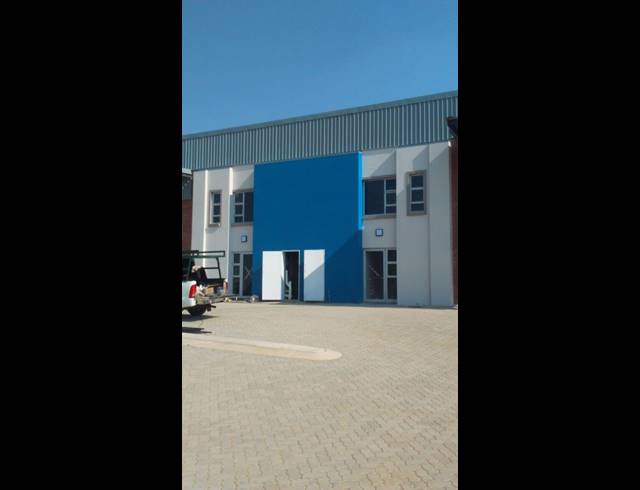 272M² FACTORY TO LET IN CHLOORKOP